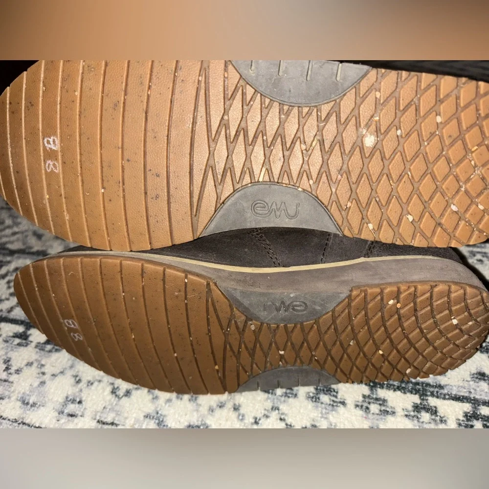 Emu ‘Beach Lo’ Suede & 100% Merino Wool Boots
